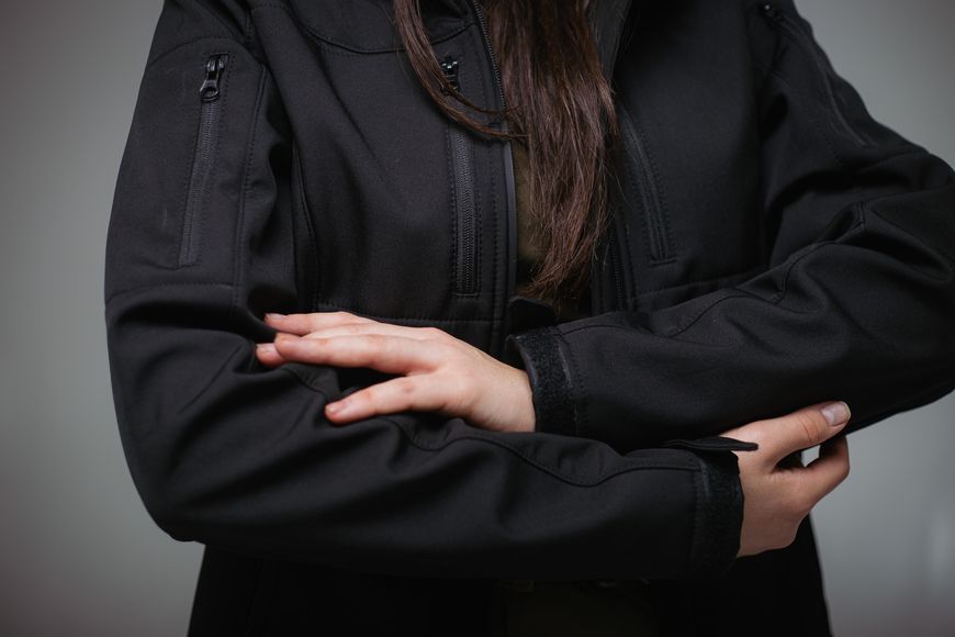 Женская куртка softshell черного цвета SHK00021202M фото